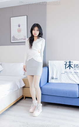 袜啵啵BoBoSocks NO.462 奶油-板鞋、厚肉丝、黑丝[145P]