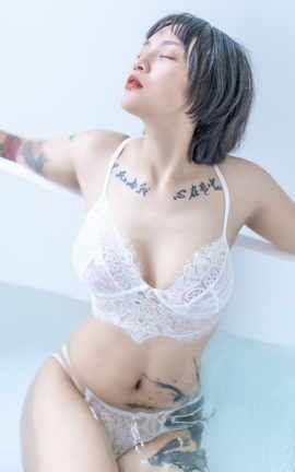 小何童鞋-套图 part1[79P]