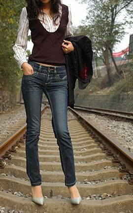 波斯猫儿个人丝袜写真 No.033 丝袜牛仔裤[64P]