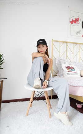 物恋传媒 NO.1121 言言-夏日街头[149P]