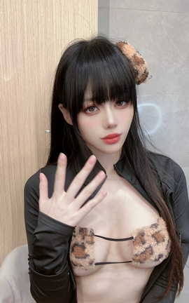 九言(阿九从不咕咕) 豹纹内衣[34P]