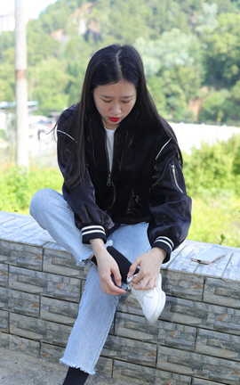 Pary摄影 NO.068 极品美女小芳公园脱掉鞋袜展示极品美脚[86P]