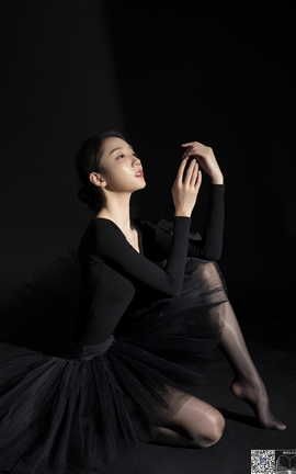 嘉丽GALLI 舞蹈生日记 099 – 清清老师[44P]