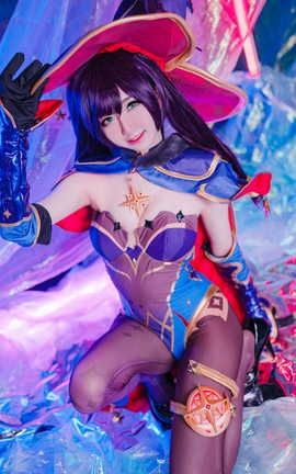 SallyDorasnow Mona[32P]