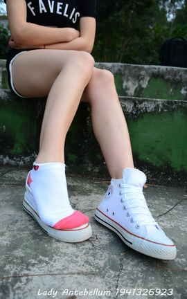 站前女神 恋足美腿棉袜女神级摄影套图 089[88P]