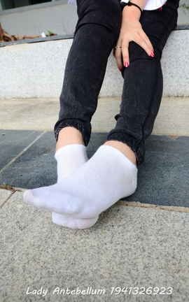 站前女神 恋足美腿棉袜女神级摄影套图 083[72P]