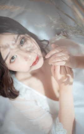 穆零Mu0 – 白丝&粉草[20P]