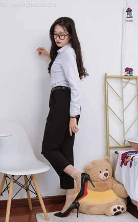 物恋传媒 NO.1351 小敏-失眠的夜[149P]