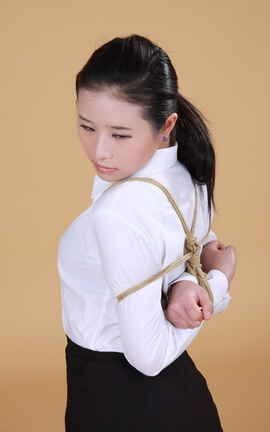 神艺缘-官方原版捆绑套图 Vol.118馨缘[119P]