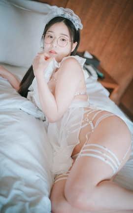 韩国写真DJAWA NO.47 Sheer Chiffon Apron[66P]