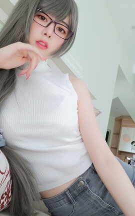 眼酱大魔王w 白色无袖[32P]