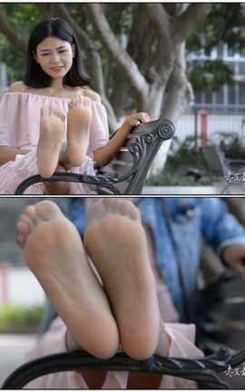 ecolog美足视频 月月可爱优雅丝足视频[720X404][11分32秒]