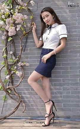 IESS异思趣向美足写真 丝足便当166 《古典主义腿神的登场》小婕[99P]