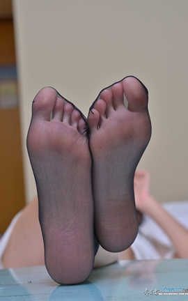 ecolog美足极品-细长脚板下的黑丝诱惑[30P]