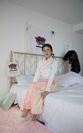 物恋传媒 NO.891 菲菲-风里的云[142P]