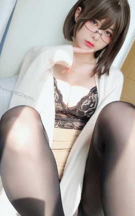 眼酱大魔王 Fantia 01-03月合集[53P]