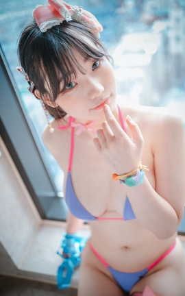 韩国写真杂志DJAWA Mochilero en Violeta[61P]