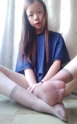 蕾蕾短丝套图-小黑[28P]