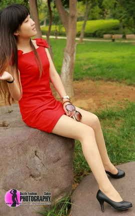 上海炫彩丝袜写真 No.471  萝莉_肉丝外拍_01[10P]