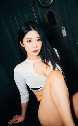 Bomi -LOOZY Roomate[52P]