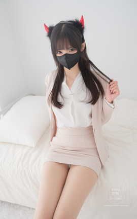 紧急企划 EX.010 见希w 肉丝OL制服[51P]